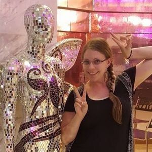 Meet your Posher, Tracy